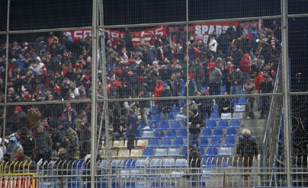 , Αυγενάκης: Απαγόρευσε την οργανωμένη μετακίνηση στο Καλαμάτα- Ολυμπιακός