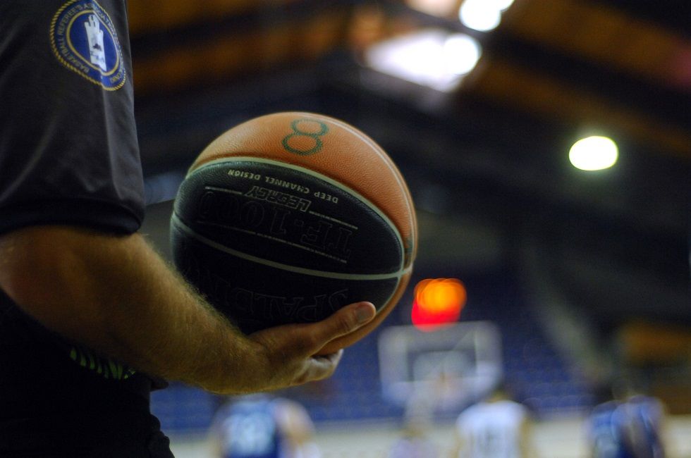 , Κοροναϊός: Η ΕΟΚ αναστέλλει τα εθνικά πρωταθλήματα μπάσκετ