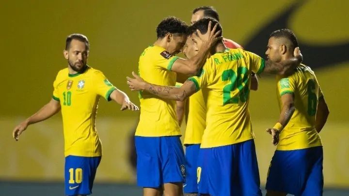 , Copa America: Πέρασαν Βραζιλία και Περού