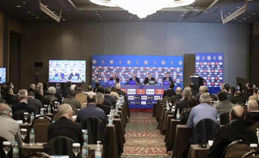 , Super League 2: Τι ειπώθηκε για άνοδο και ξένους διαιτητές στην ΓΣ της ΕΠΟ