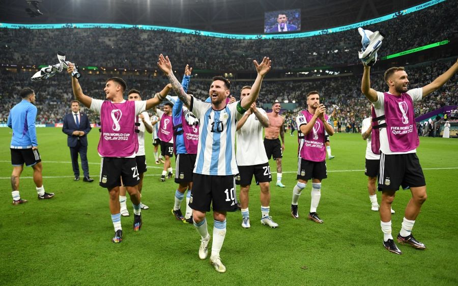 , Μουντιάλ 2022: Ο συγκινημένος Σκαλόνι και οι πανηγυρισμοί των παικτών της Αργεντινής στα αποδυτήρια (vid)