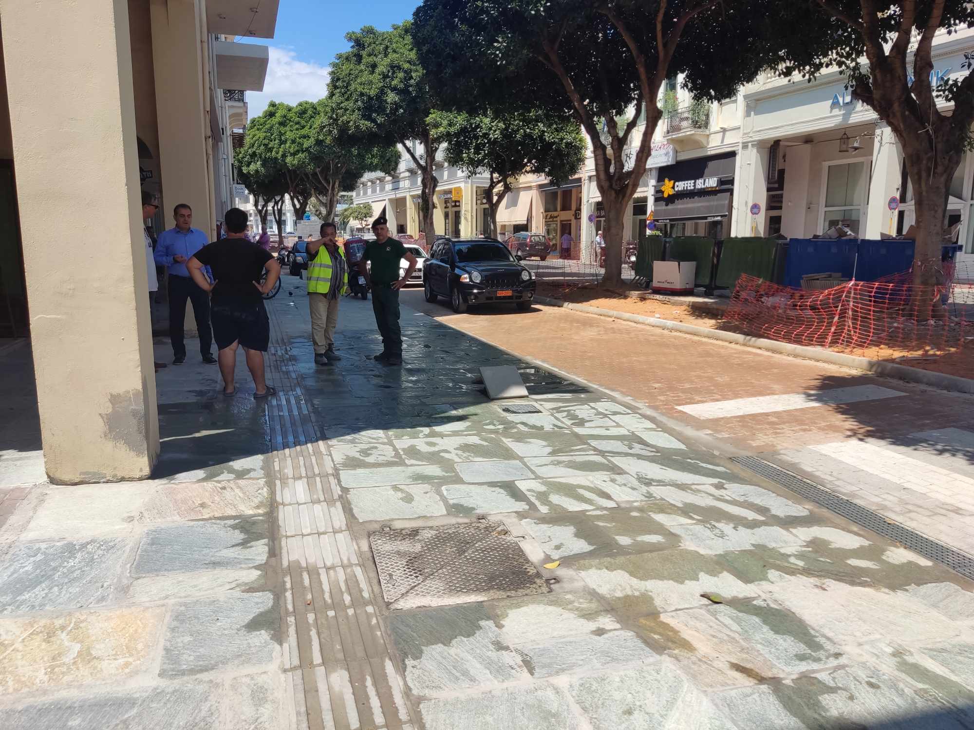 , Ολοκληρώθηκε η α’ φάση του έργου «Αναδιάταξη – Αναδιοργάνωση Πλατείας 23ης Μαρτίου» – Σε κυκλοφορία ο δρόμος