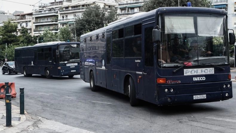 , Έξι συλλήψεις στη Νέα Φιλαδέλφεια και τρεις στην Τούμπα