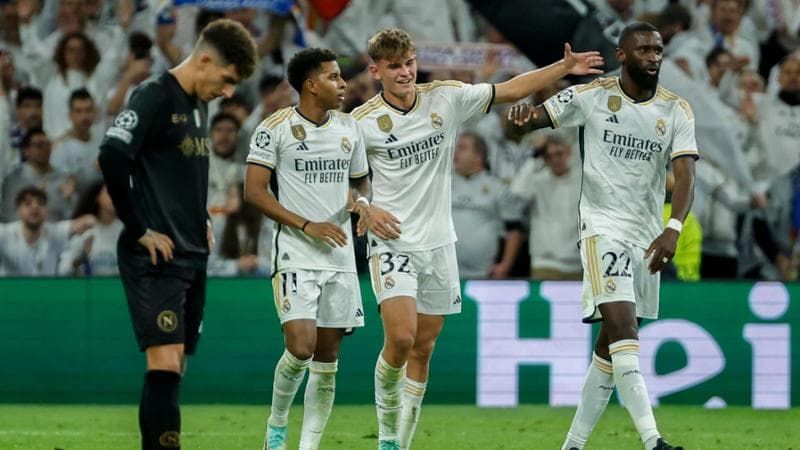 , Champions League: Η Ρεάλ Μαδρίτης κέρδισε (4-2) τη Νάπολι – Η Άρσεναλ διέλυσε (6-0) τη Λανς, γύρισε από το 3-0 στο 3-3 η Ίντερ!